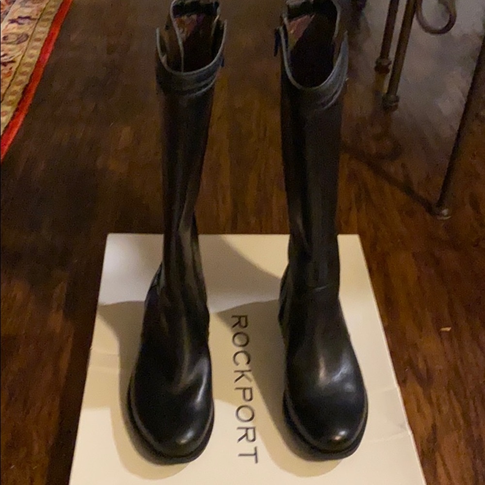 ROCKPORT  Black Boots.